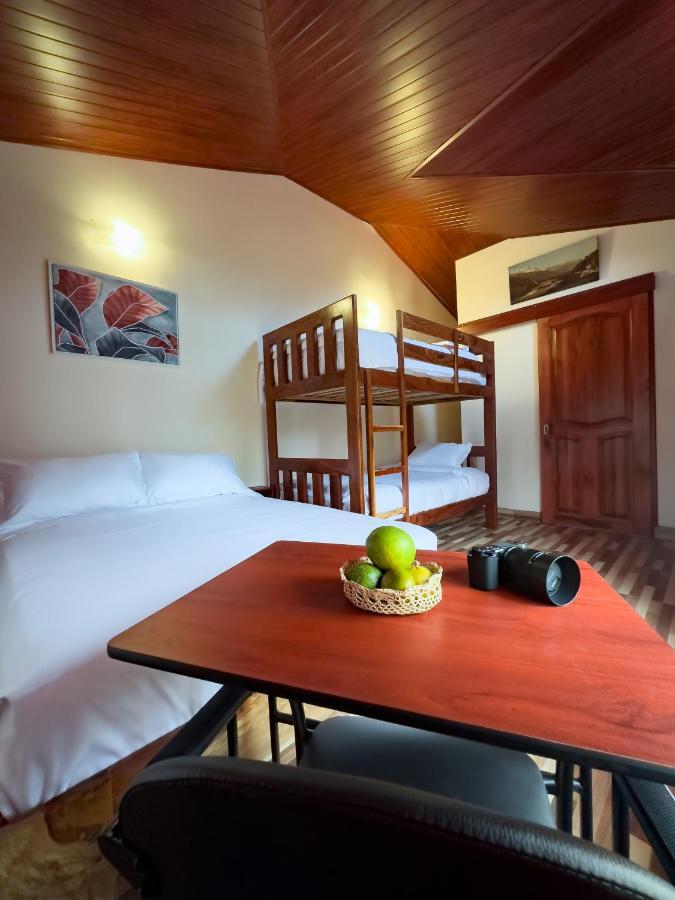 Brisas Del Rio Hotel มินโด ภายนอก รูปภาพ